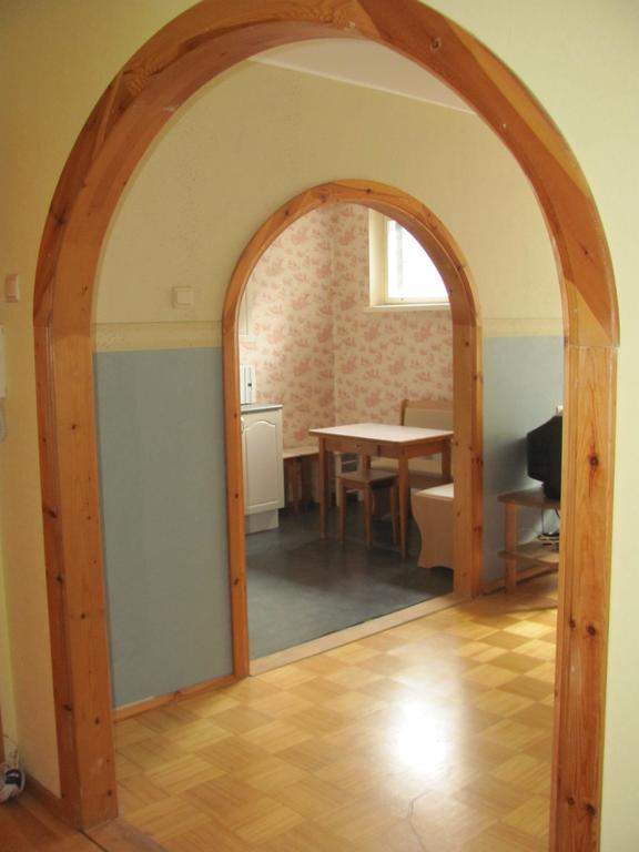 Economy Baltics Apartments - Liivamaee Tallinn Exterior foto